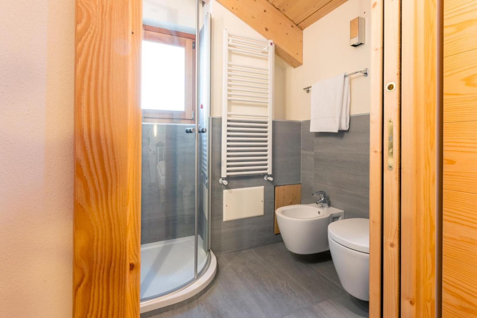 Hotel Cardo Isolaccia Zewnętrze zdjęcie