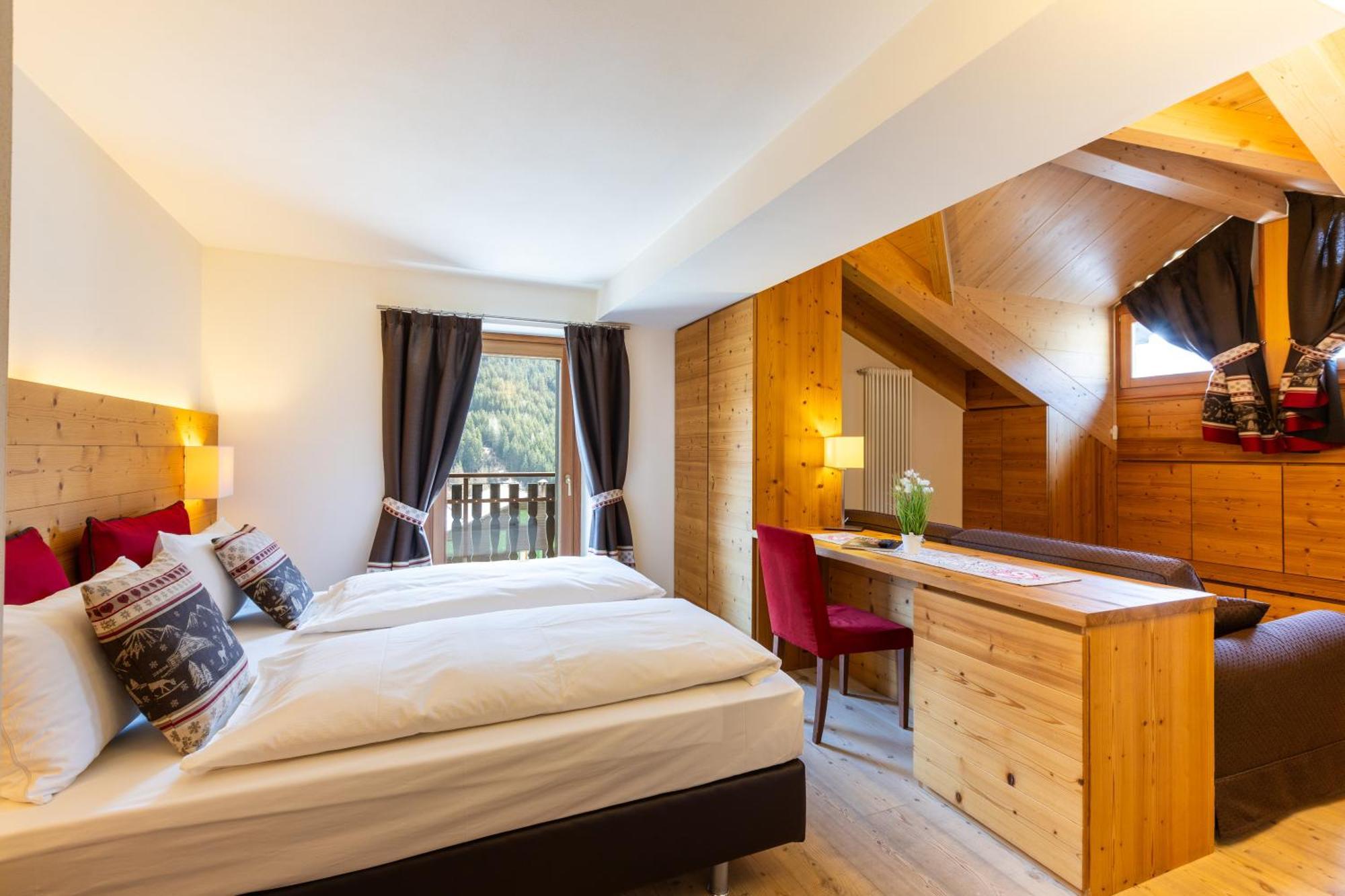 Hotel Cardo Isolaccia Zewnętrze zdjęcie