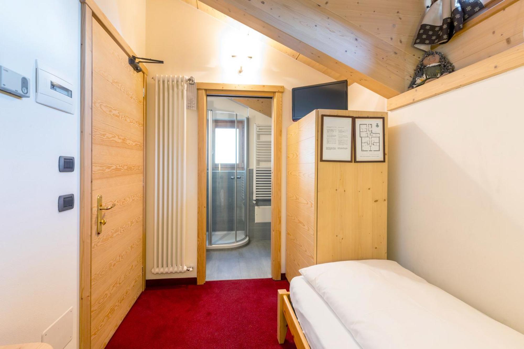 Hotel Cardo Isolaccia Zewnętrze zdjęcie