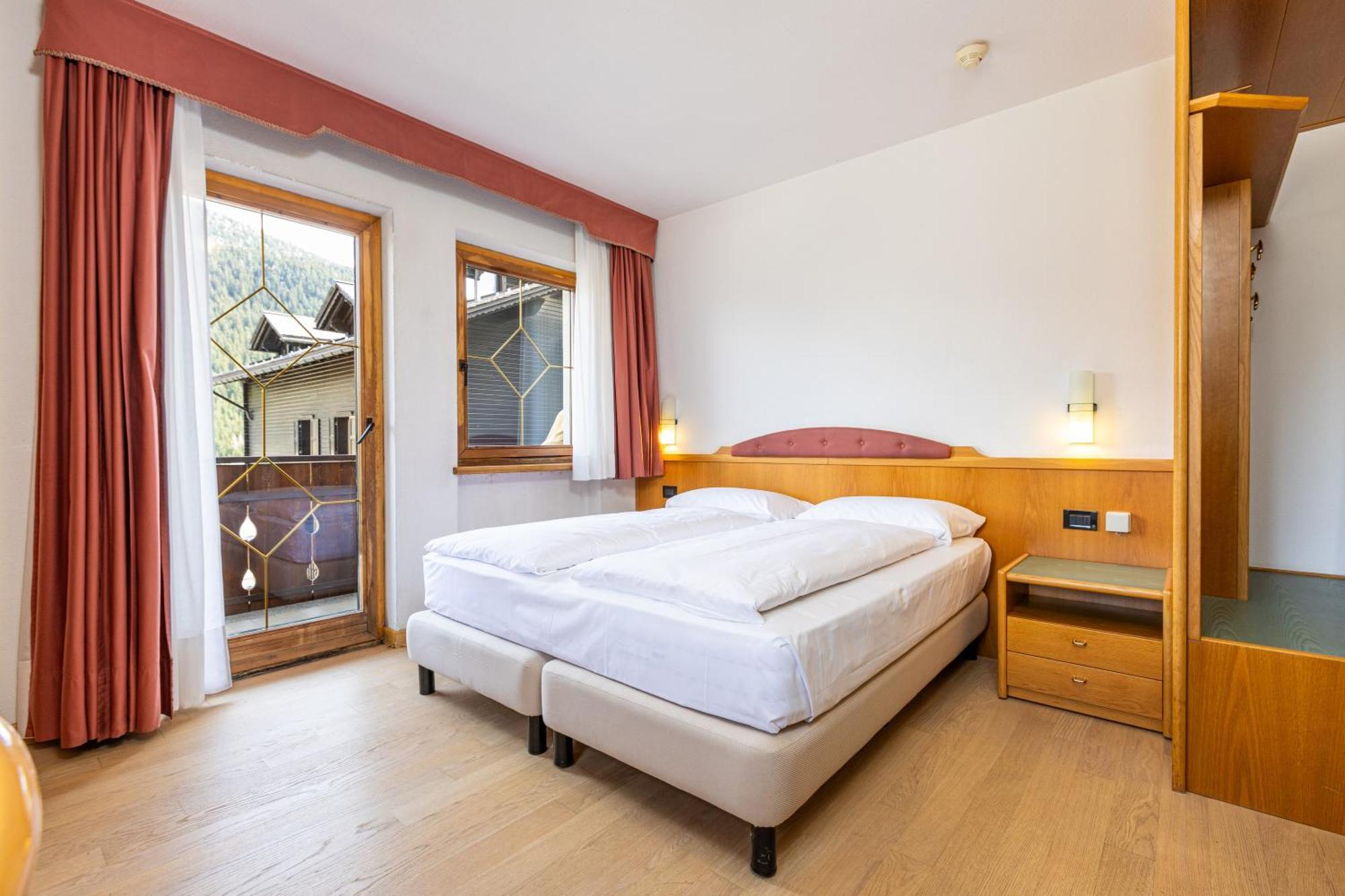 Hotel Cardo Isolaccia Zewnętrze zdjęcie